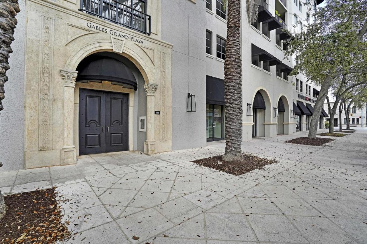 Dharma Home Suites Coral Gables At Gables Grand Plaza Miami Ngoại thất bức ảnh