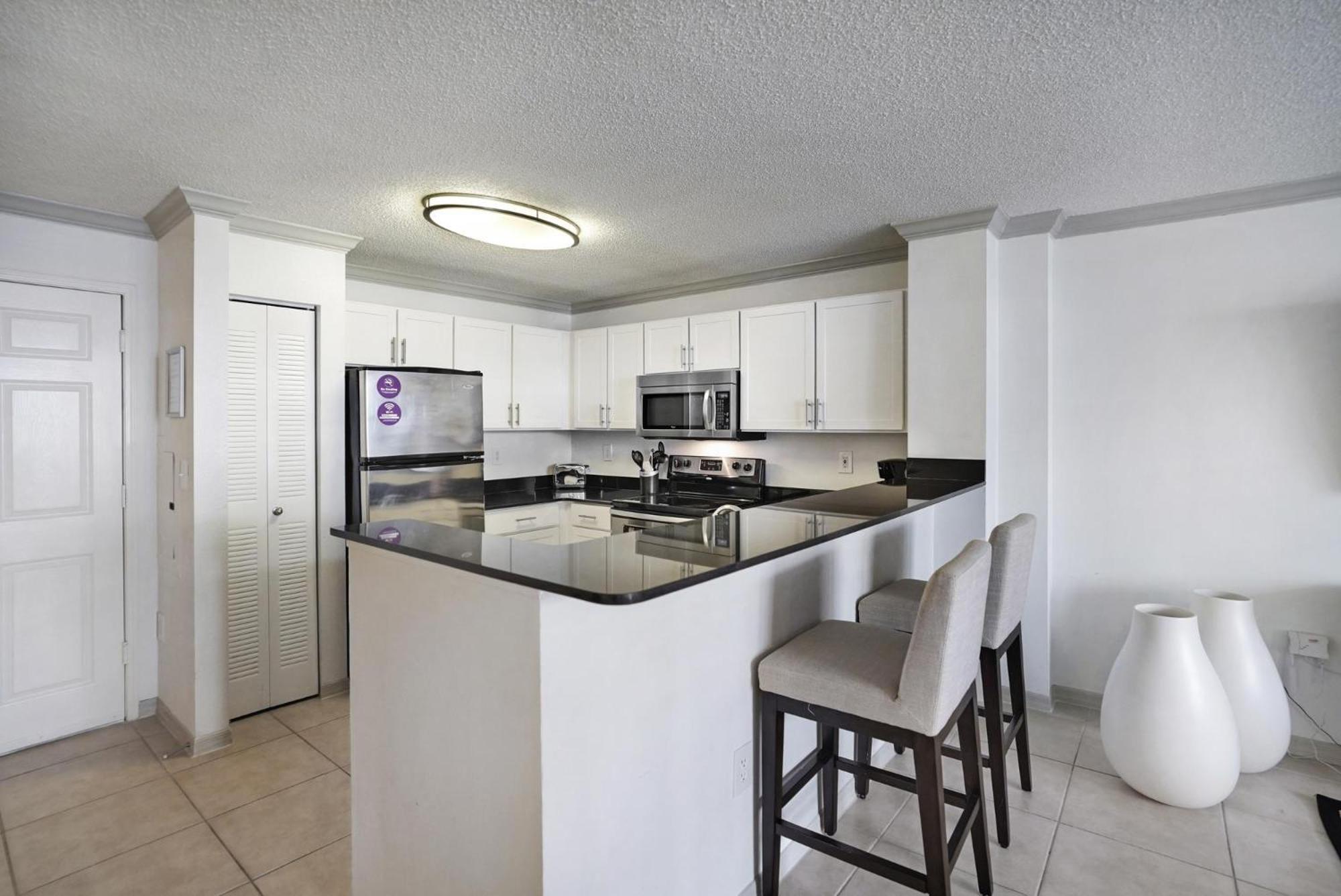 Dharma Home Suites Coral Gables At Gables Grand Plaza Miami Phòng bức ảnh