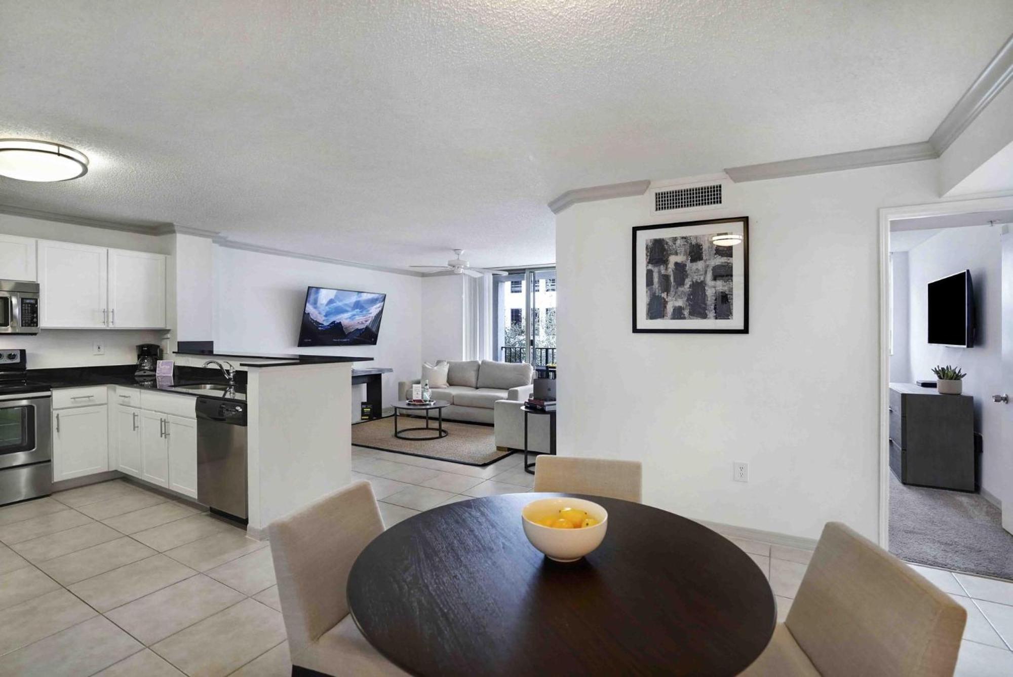 Dharma Home Suites Coral Gables At Gables Grand Plaza Miami Phòng bức ảnh