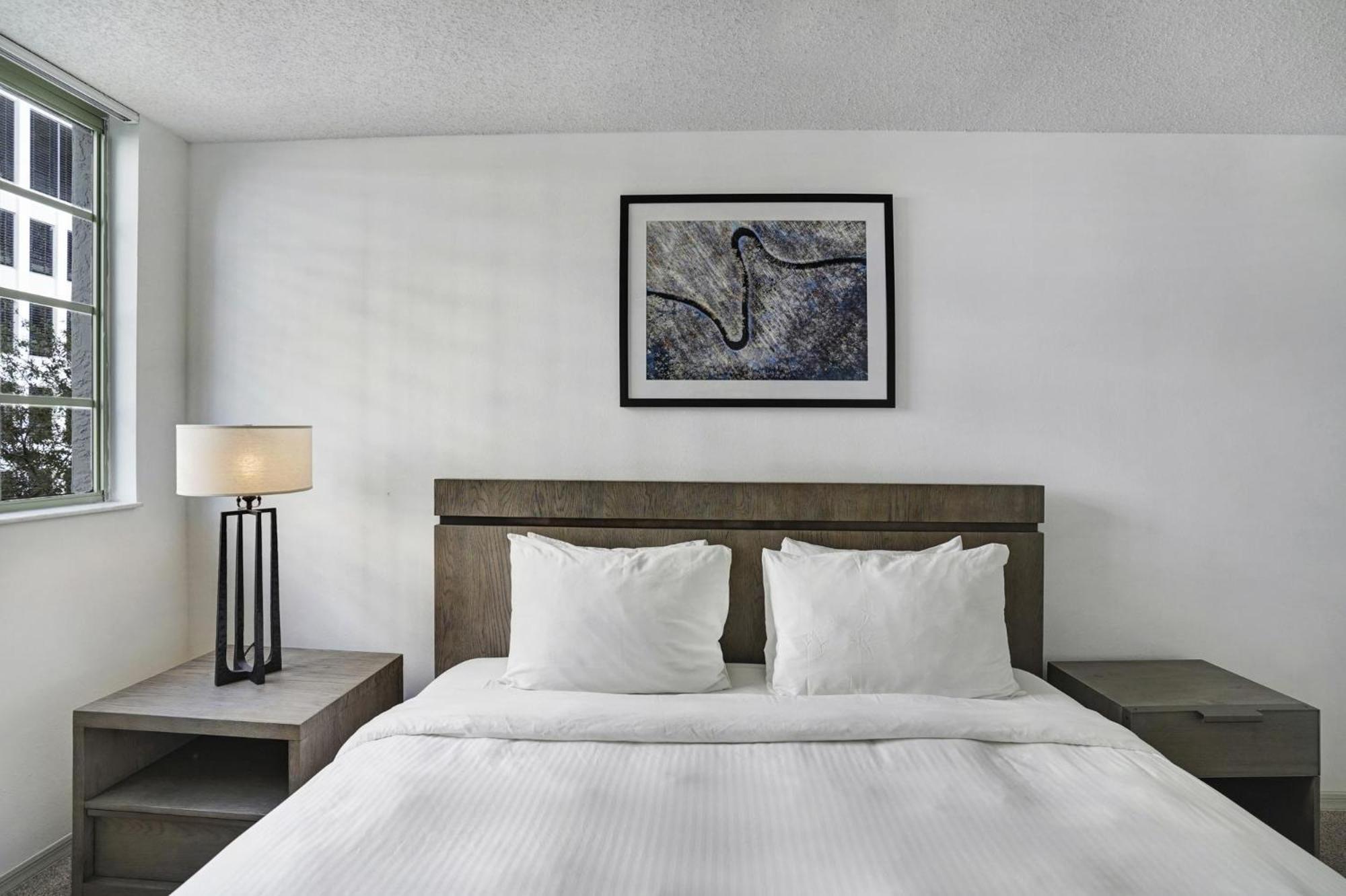 Dharma Home Suites Coral Gables At Gables Grand Plaza Miami Phòng bức ảnh