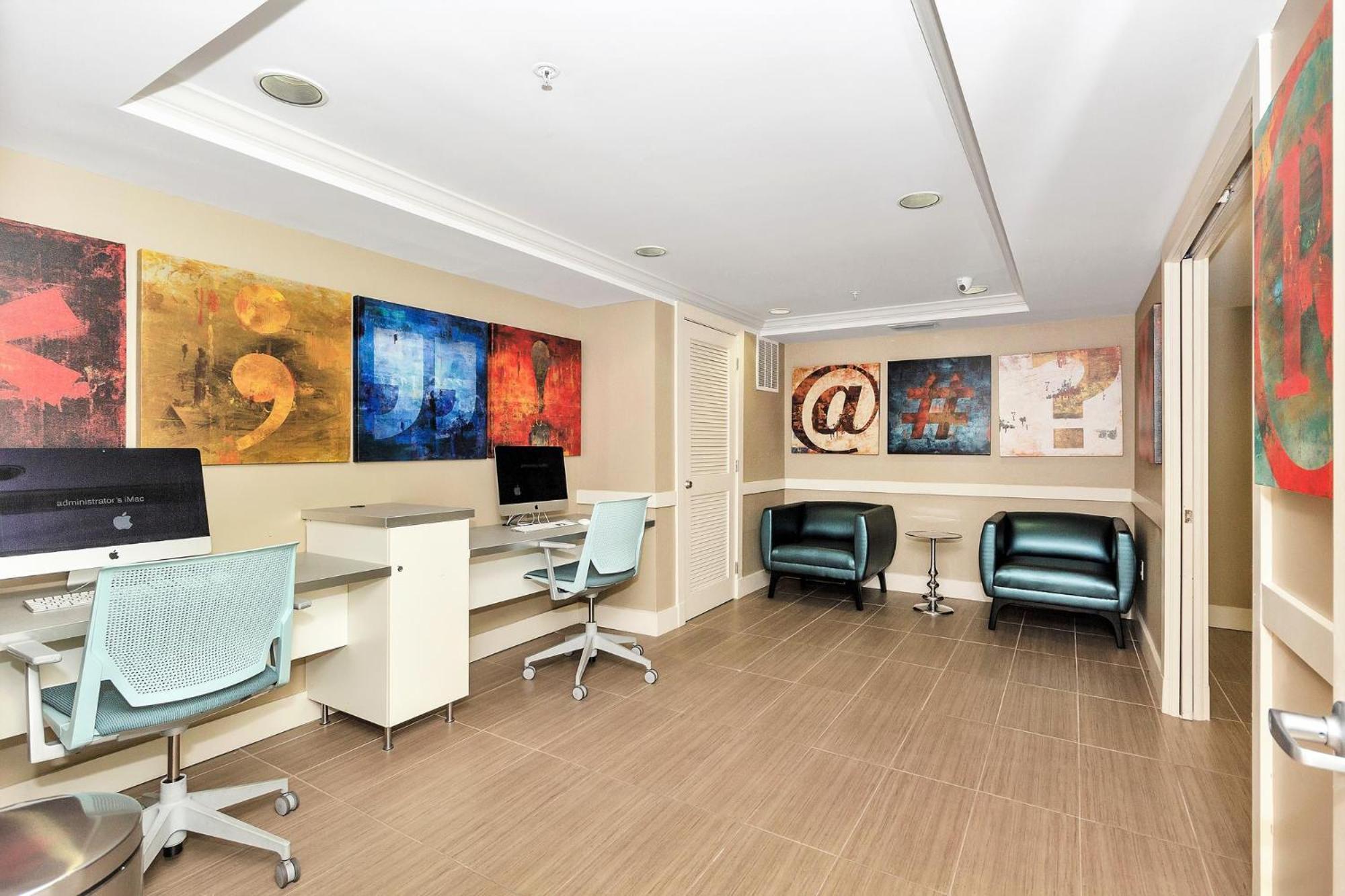 Dharma Home Suites Coral Gables At Gables Grand Plaza Miami Phòng bức ảnh