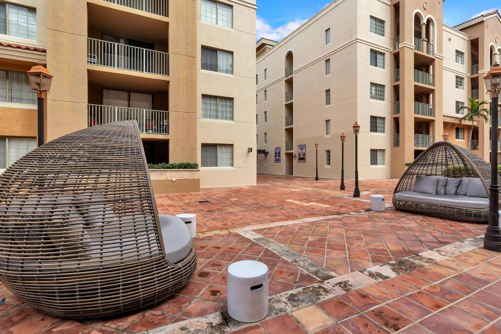 Dharma Home Suites Coral Gables At Gables Grand Plaza Miami Phòng bức ảnh