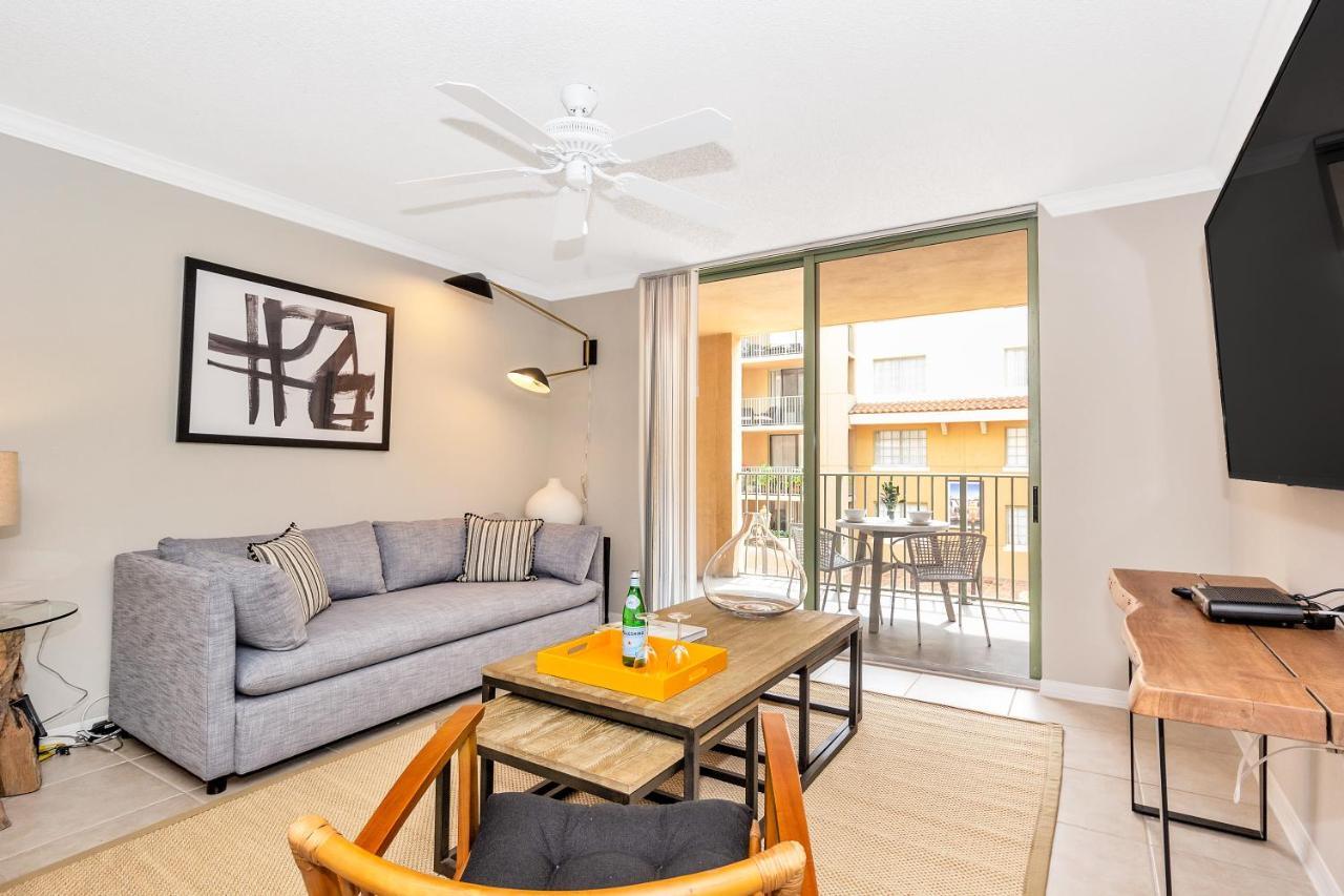 Dharma Home Suites Coral Gables At Gables Grand Plaza Miami Ngoại thất bức ảnh